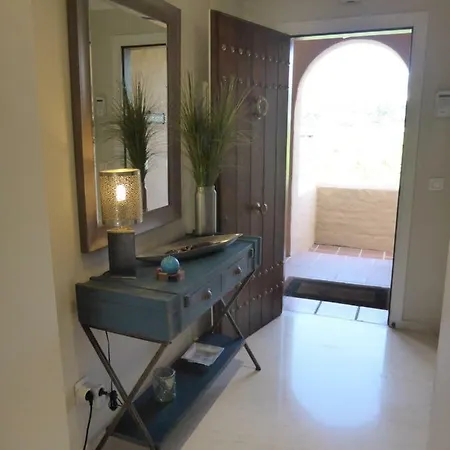 Apartment Marbella Luxueux Duplex 3 Ch.- 3 Bains - 155 M² + 100 M² Terrasses Estepona